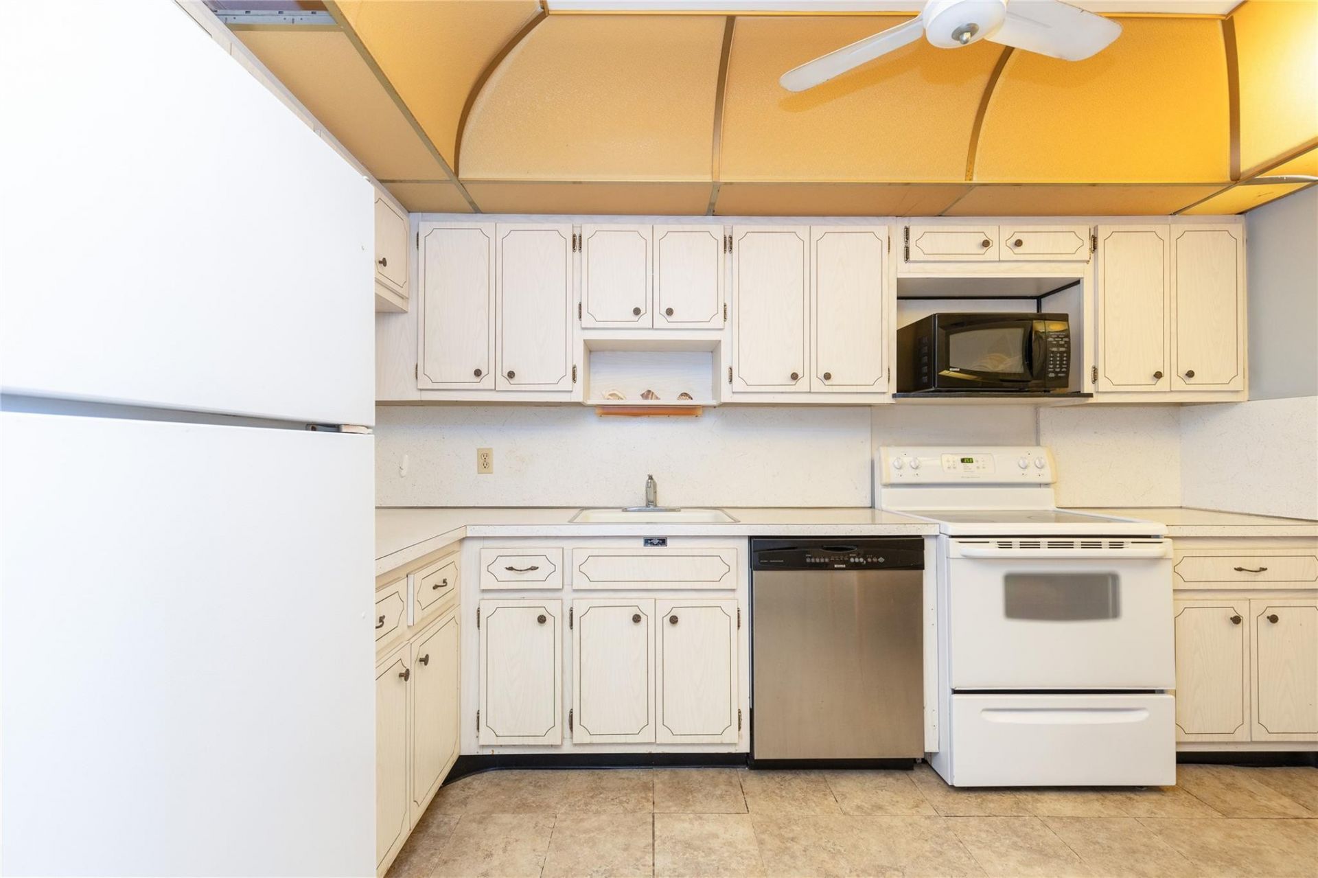 2731 NE 14th St Causeway, Unit 121, Pompano Beach, FL 33062 Photo