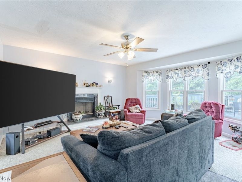 1347 Sharonbrook Drive, Twinsburg, OH 44087 Photo 6