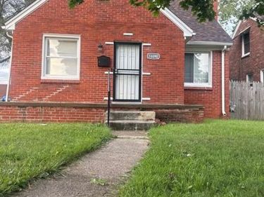 16890 Saint Marys Street, Detroit, MI 48235