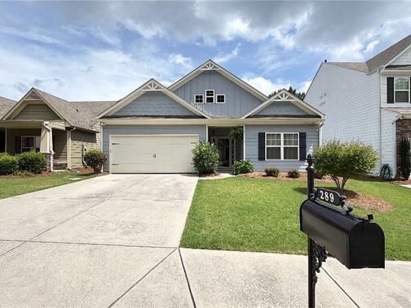 289 Laurelcrest Lane , Dallas, GA 30132