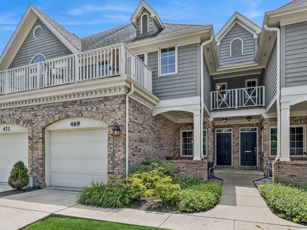 469 Duane Street, Glen Ellyn, IL 60137