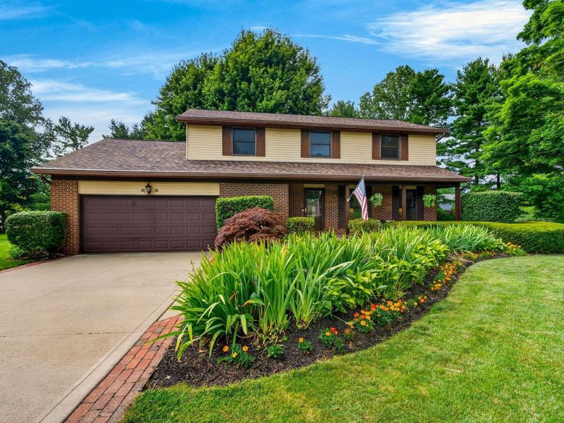 8757 Stoneyway Court NW, Pickerington, OH 43147 Photo 1