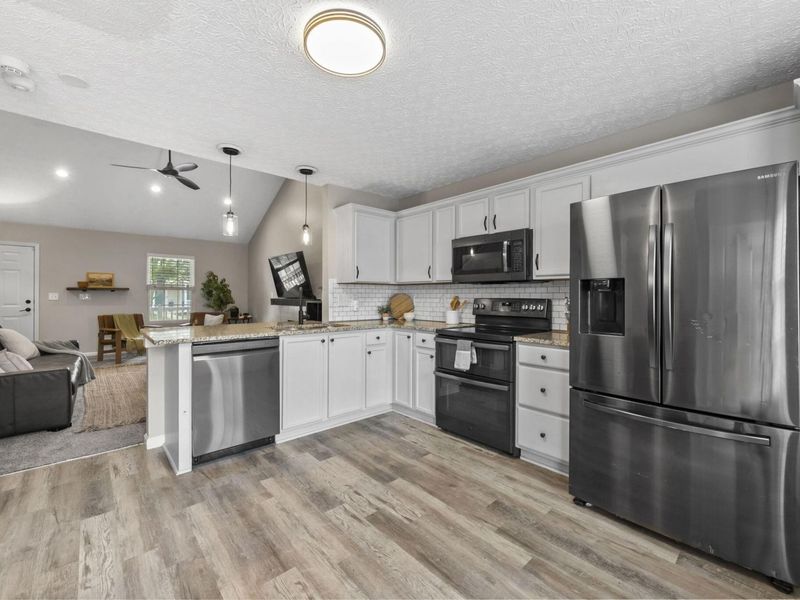 6109 Treaty Lane, Unit 207, Galloway, OH 43119 Photo 14