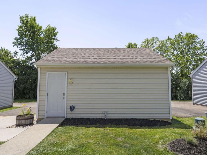 6109 Treaty Lane, Unit 207, Galloway, OH 43119 Photo 38
