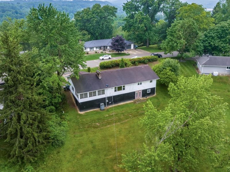 748 Ridgewood Drive , Coshocton, OH 43812 Photo 37