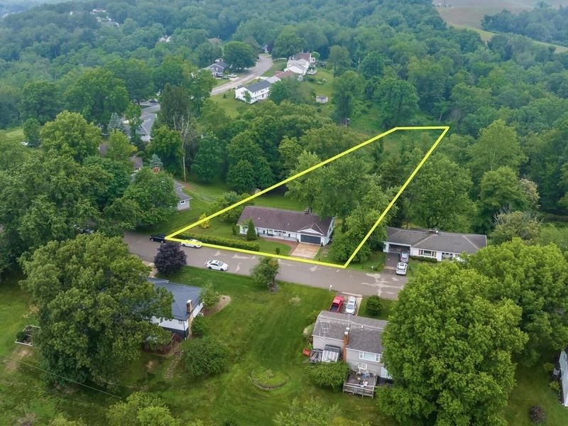 748 Ridgewood Drive , Coshocton, OH 43812 Photo 40