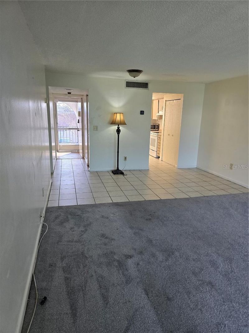 712 Oakgrove Drive , Unit 230, Brandon, FL 33510 Photo