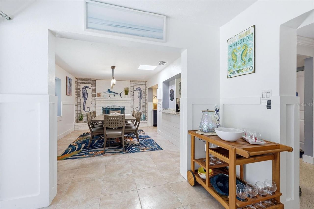 5128 Oxford Drive, Sarasota, FL 34242 Photo