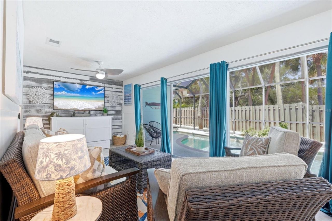5128 Oxford Drive, Sarasota, FL 34242 Photo