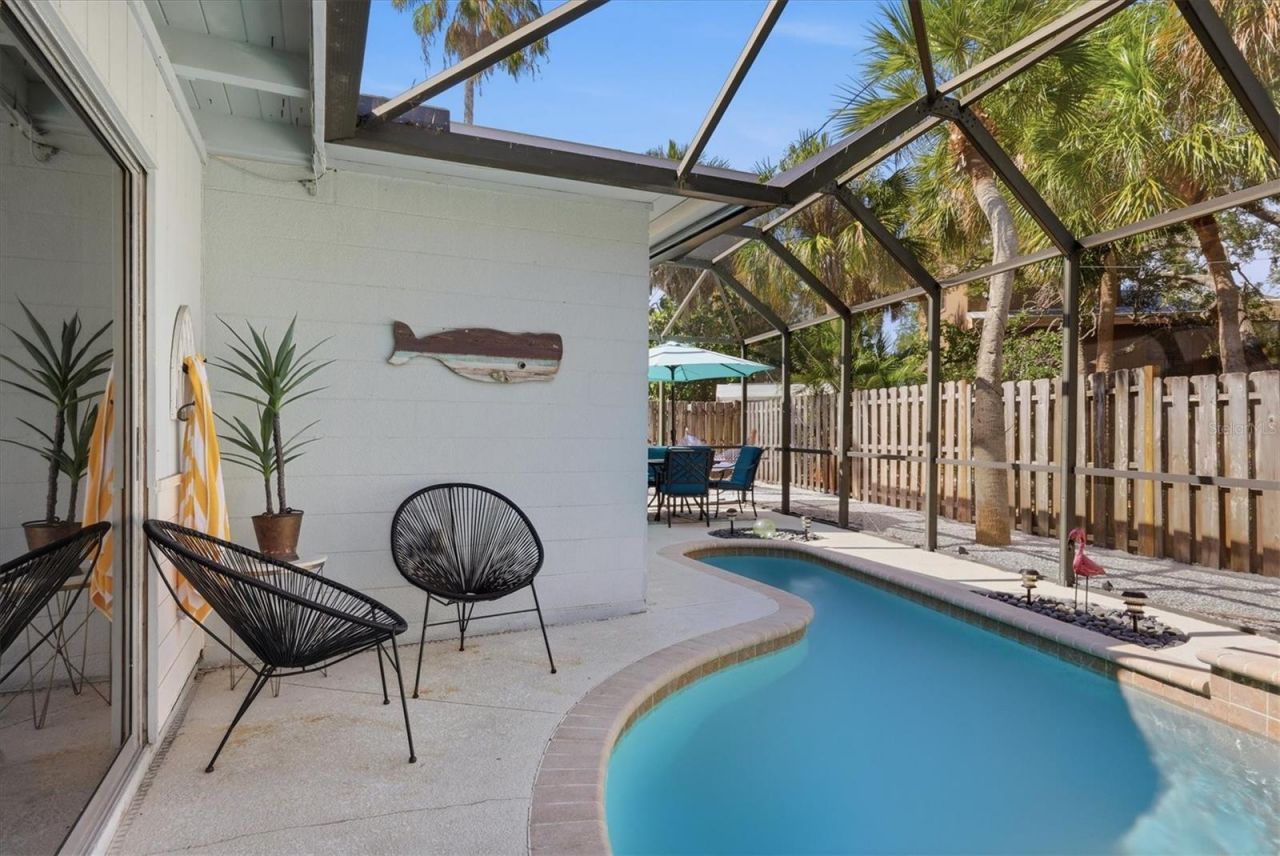 5128 Oxford Drive, Sarasota, FL 34242 Photo