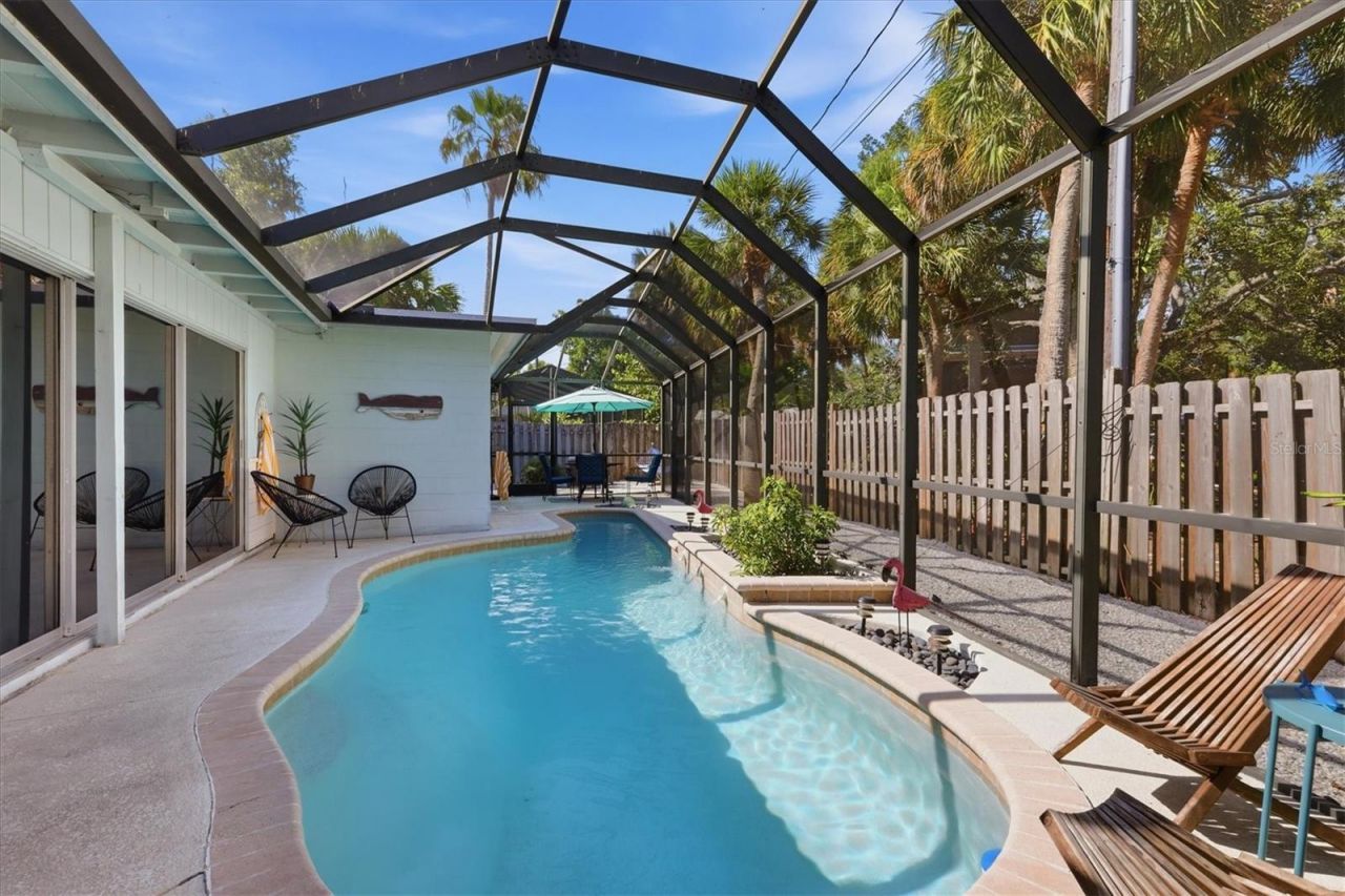 5128 Oxford Drive, Sarasota, FL 34242 Photo