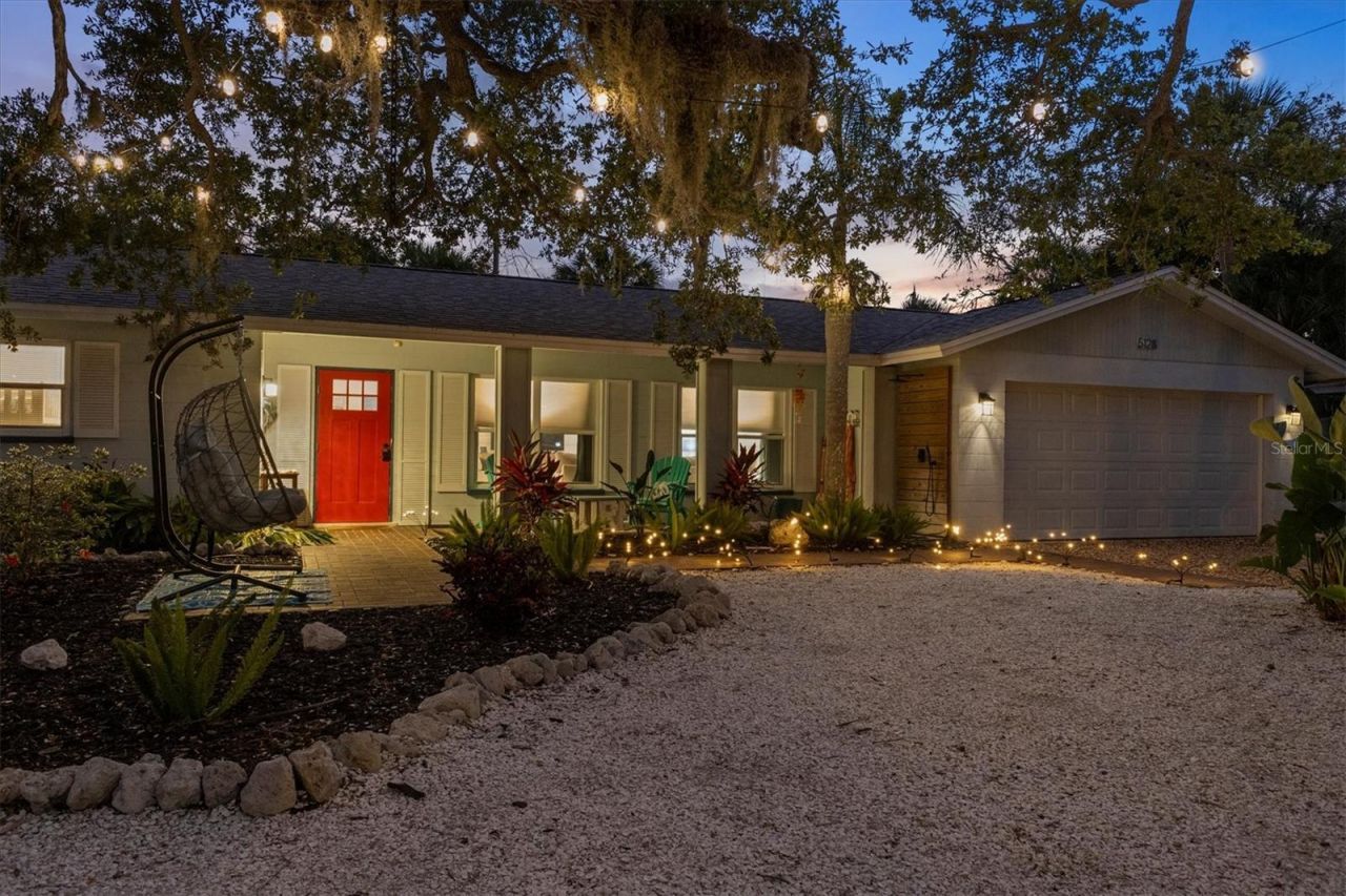 5128 Oxford Drive, Sarasota, FL 34242 Photo