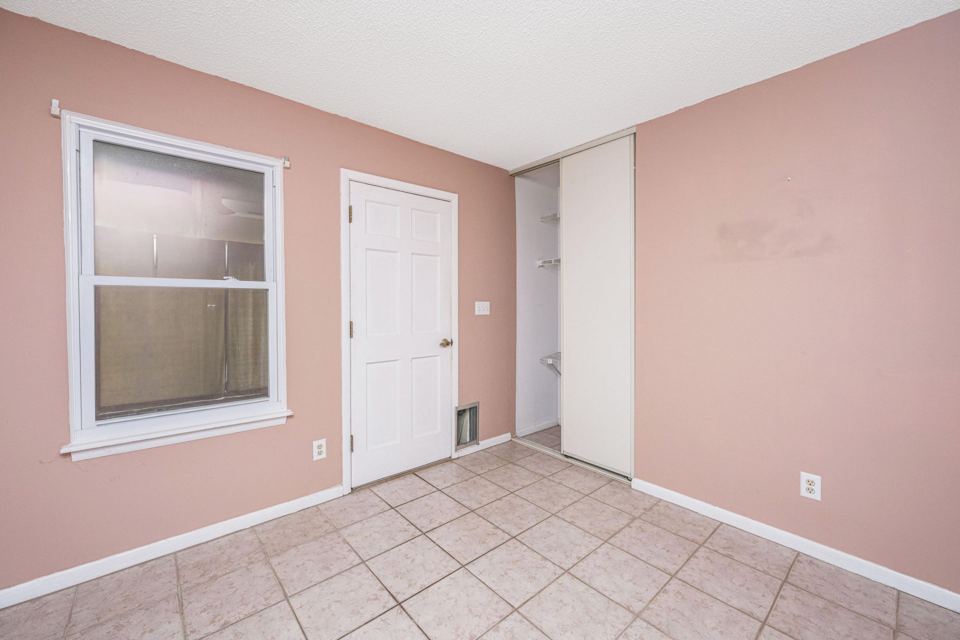 1029 Oakcrest Drive Photo 18