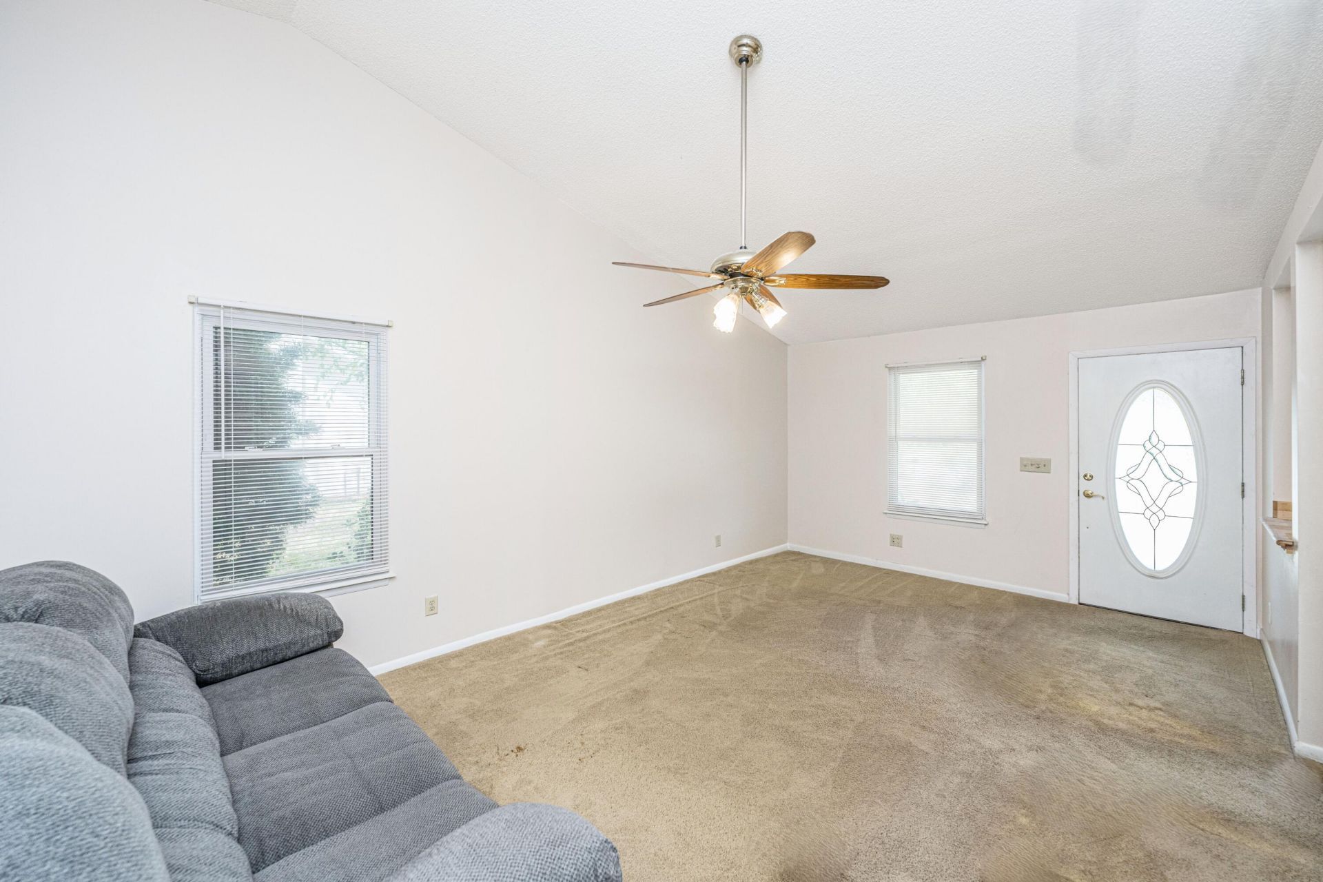 1029 Oakcrest Drive Photo 7