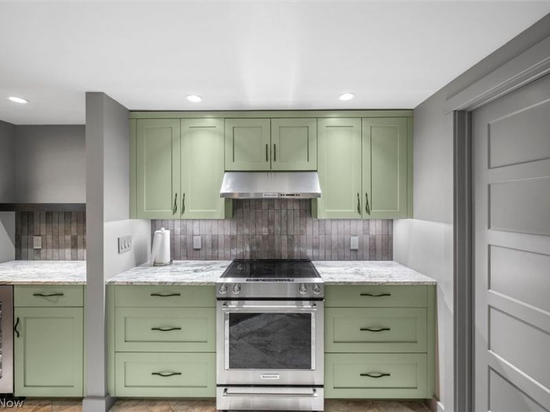 711 W Lakeshore Drive, Unit 203, Port Clinton, OH 43452 Photo 14