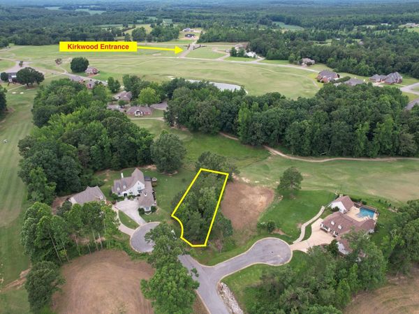 Nelson Dr., Holly Springs, MS 38635