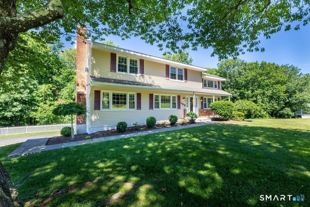 152 Holmes, Ridgefield, CT 06877 Main Photo