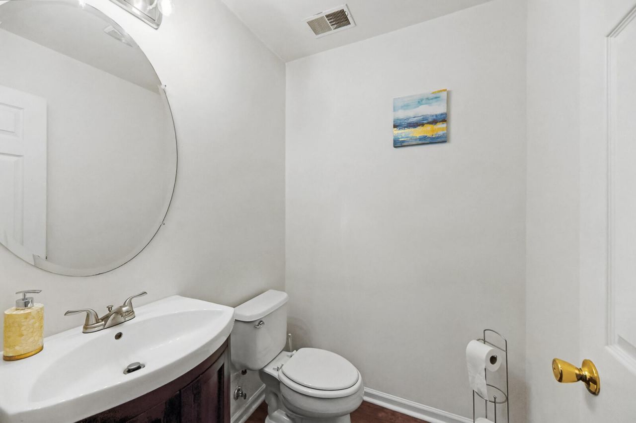 402 Poplar Grove Place Photo 9