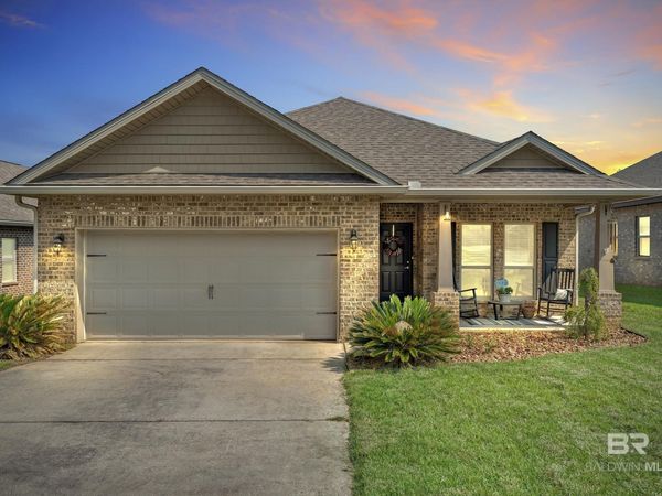 7713 Kari Lane, Daphne, AL 36526