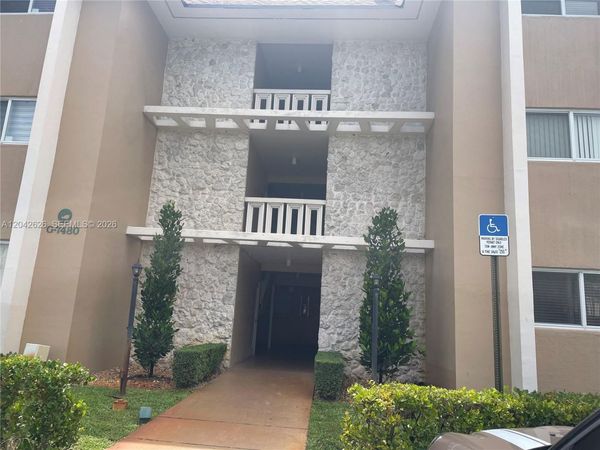 7480 Miami Lakes Dr , Unit G205, Miami Lakes, FL 33014
