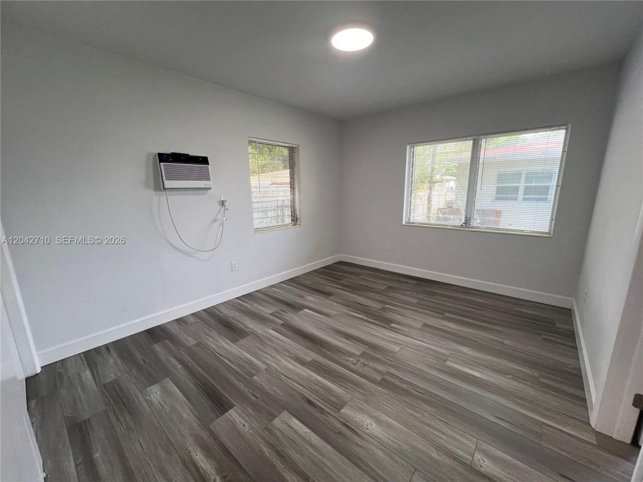 962 NW 6th St , Unit 1, Miami, FL 33136 Photo