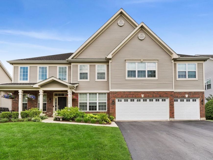 Main Photo