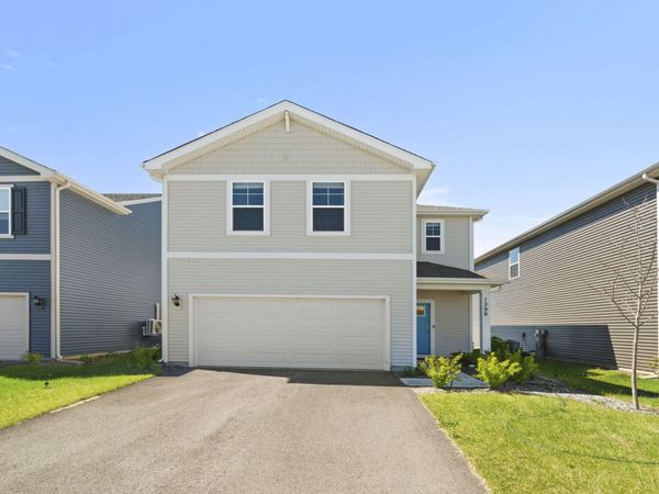 1399 Grand Tetons Drive, Pingree Grove, IL 60140