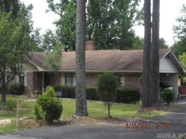5390 Highway 371 , Blevins, AR 71825
