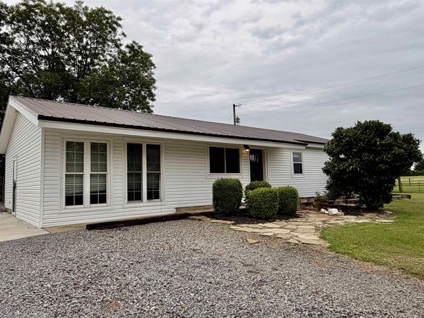 1861 Ferguson Ln, Lonoke, AR 72086