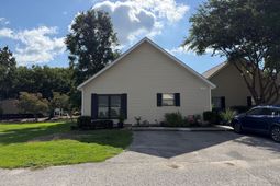 923 E Estates Boulevard photo 4