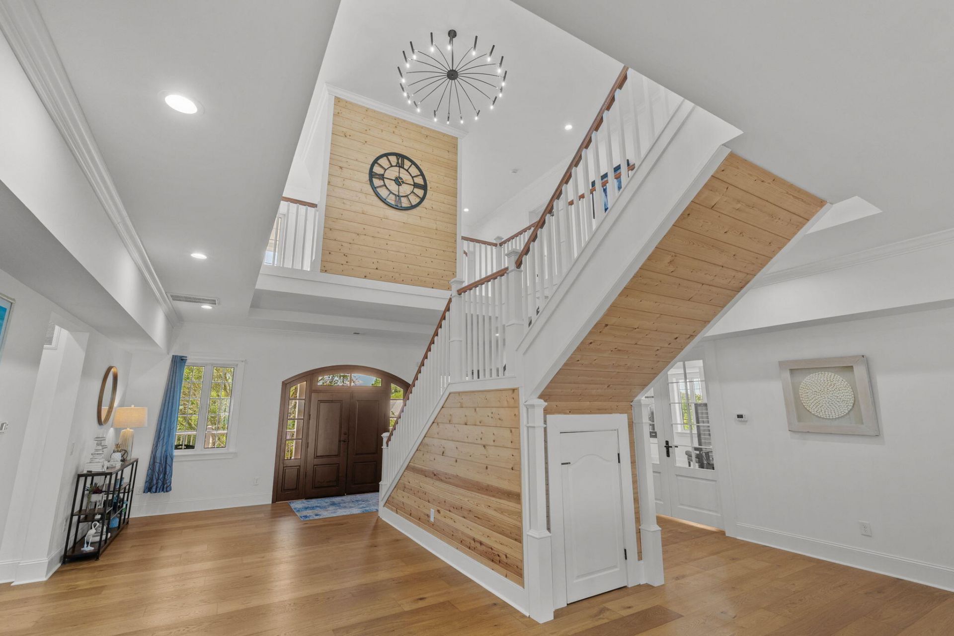 139 Pioneer Loop Photo 12