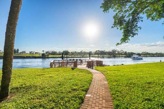 308 Golfview Road, Unit Ph03, North Palm Beach, FL 33408 Photo