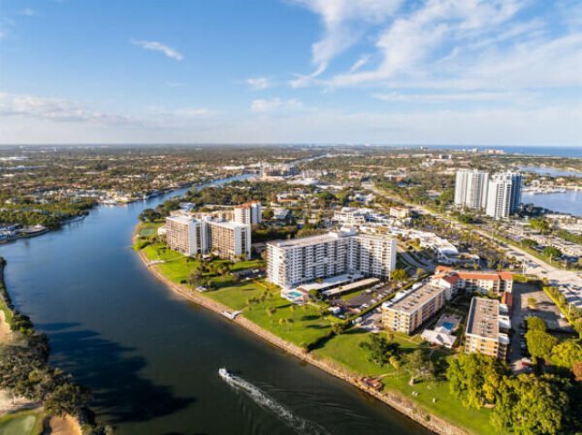 308 Golfview Road, Unit Ph03, North Palm Beach, FL 33408 Photo