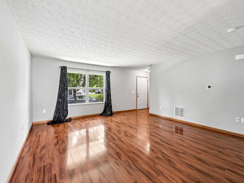 633 Gleaming Drive , Unit 254, Galloway, OH 43119 Photo 11