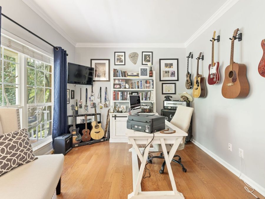 Property Image 11