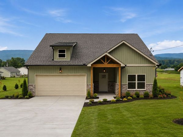 2266 White Ridge Rd, Pelham, TN 37366