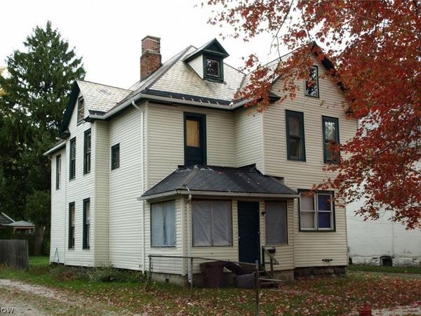 1335 W 3rd Street , Ashtabula, OH 44004