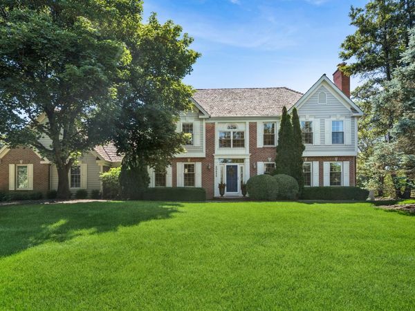 20855 N Laurel Drive, Deer Park, IL 60010
