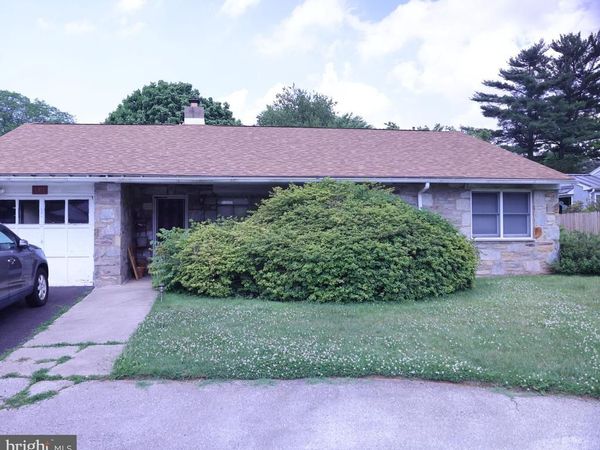 1311 CHURCH ROAD , ORELAND, PA 19075