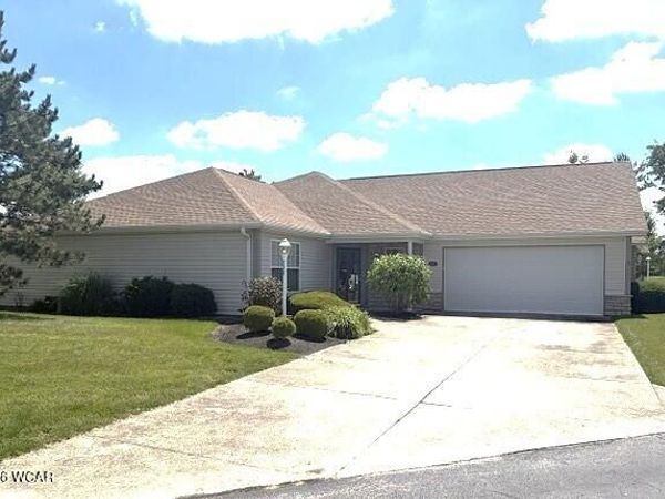 1528 Madison Place, Wapakoneta, OH 45895