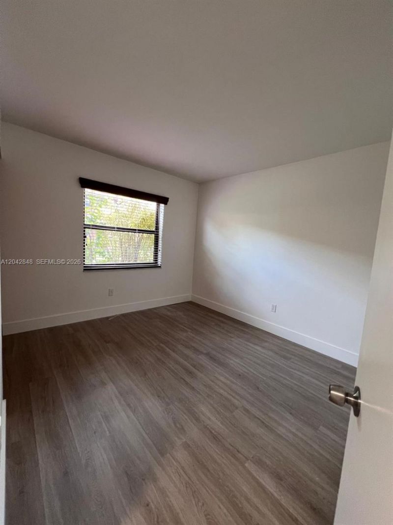 6455 W 27th Ave, Unit 11-44, Hialeah, FL 33016 Photo