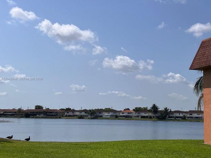 6455 W 27th Ave, Unit 11-44, Hialeah, FL 33016 Photo