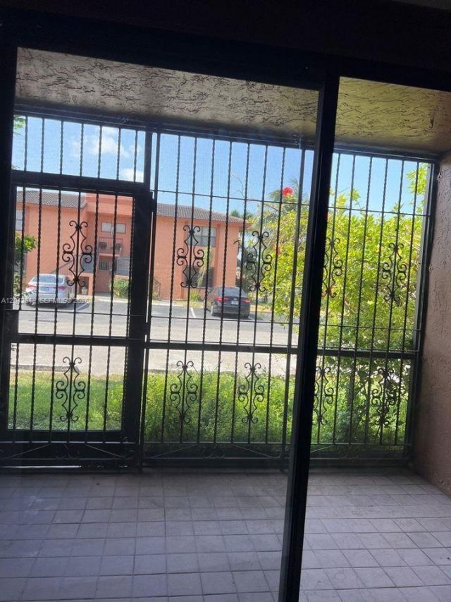 6455 W 27th Ave, Unit 11-44, Hialeah, FL 33016 Photo