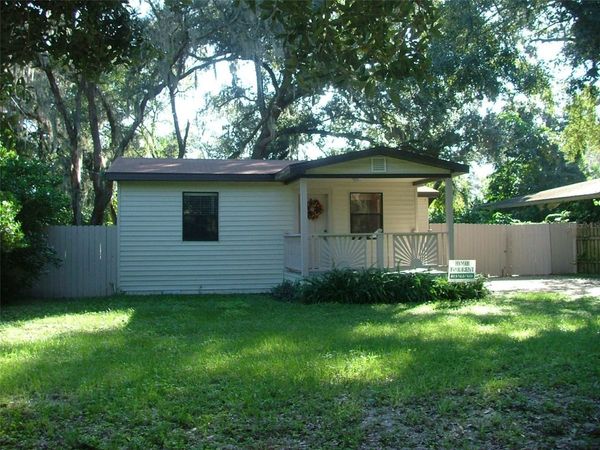 11709 HOYT AVENUE , TAMPA, FL 33617
