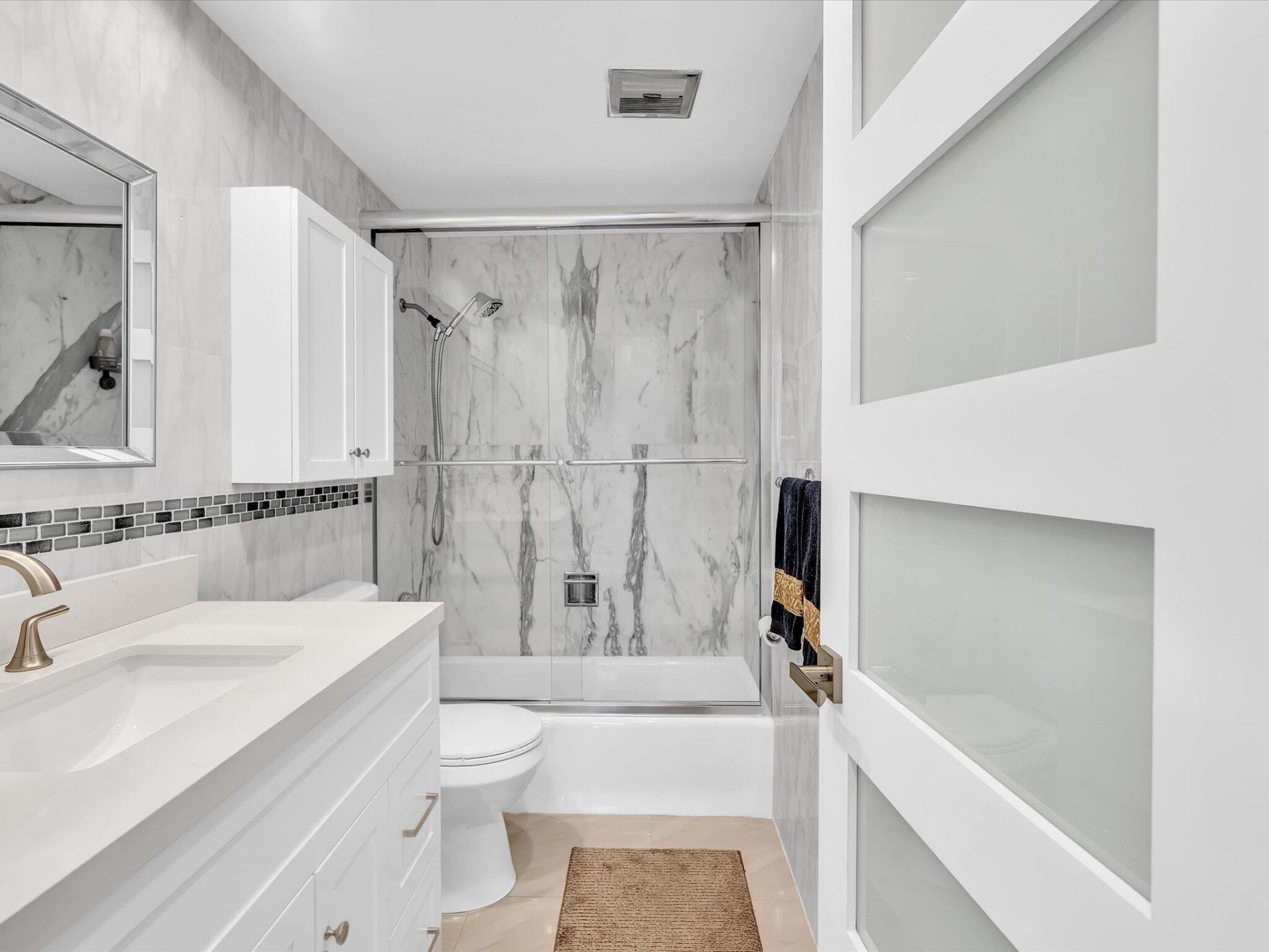 3300 NE 36th Street, Unit 302, Fort Lauderdale, FL 33308 Photo