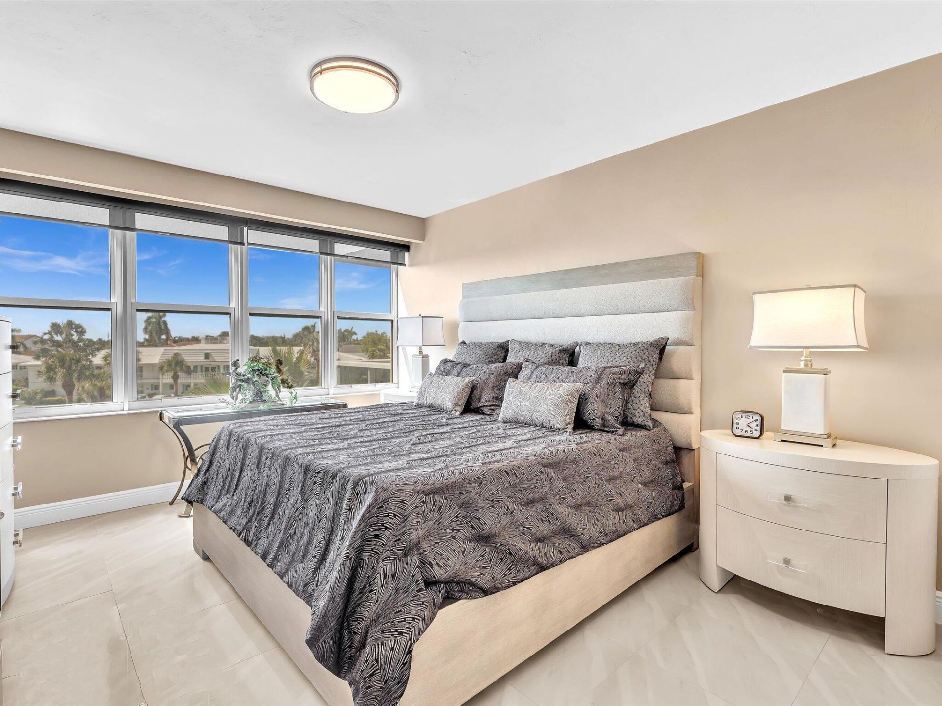 3300 NE 36th Street, Unit 302, Fort Lauderdale, FL 33308 Photo