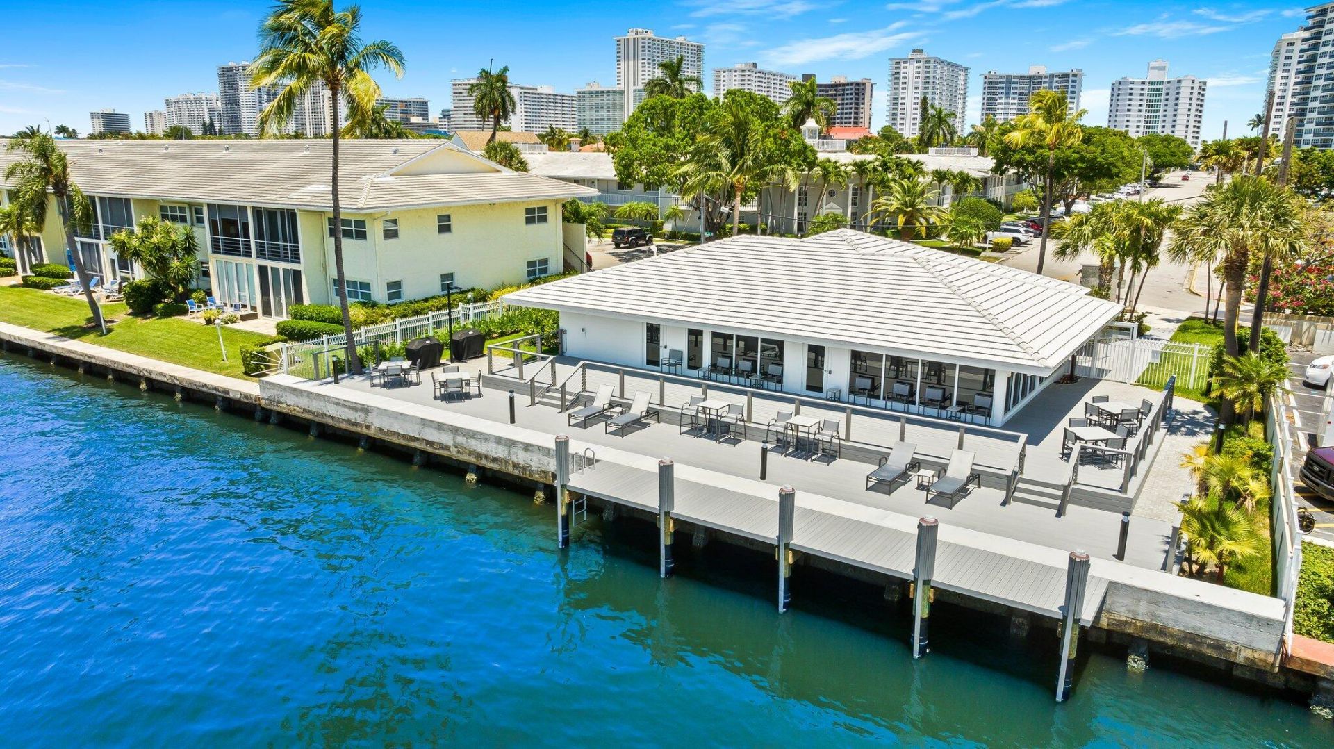 3300 NE 36th Street, Unit 302, Fort Lauderdale, FL 33308 Photo
