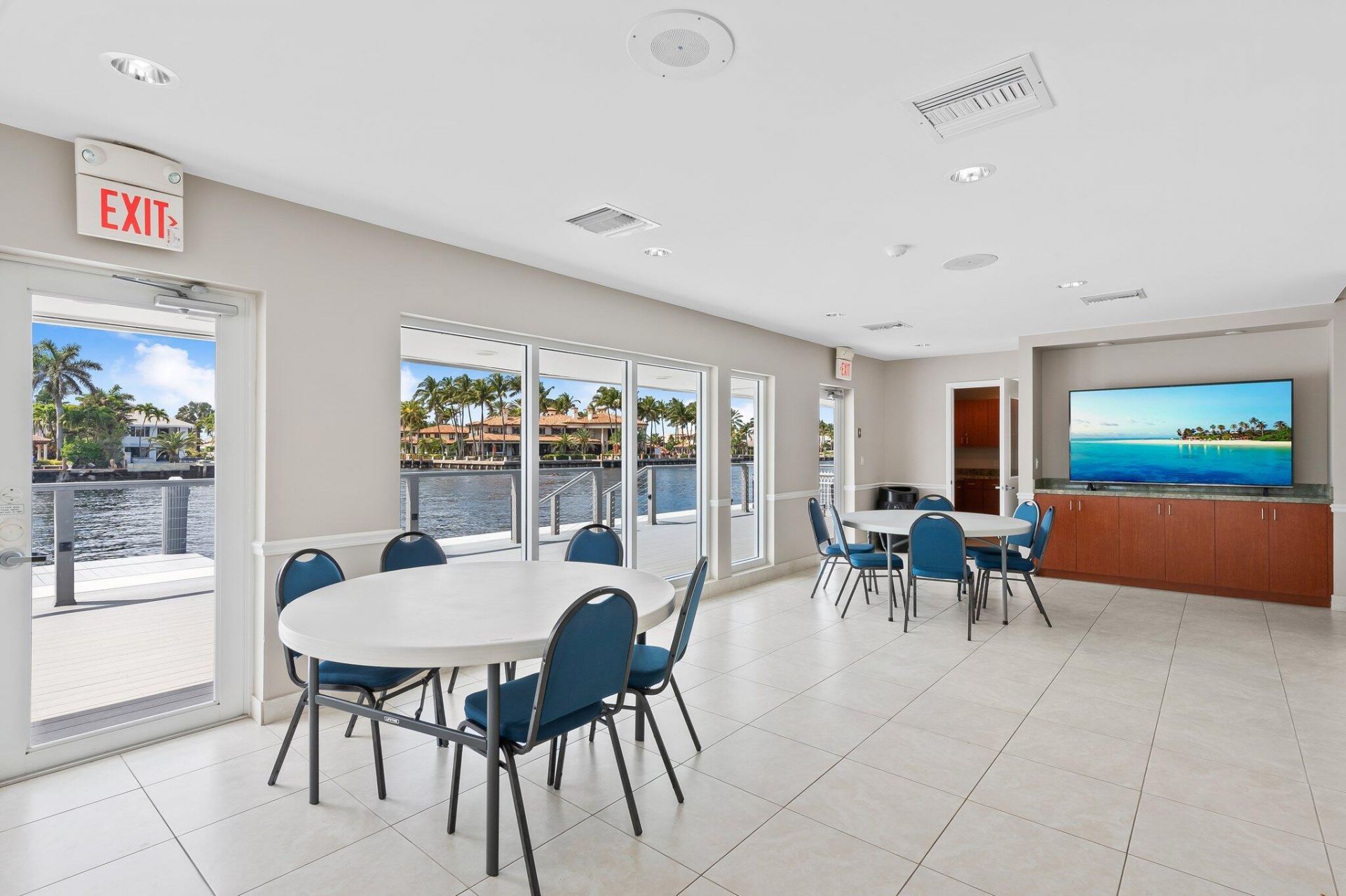 3300 NE 36th Street, Unit 302, Fort Lauderdale, FL 33308 Photo