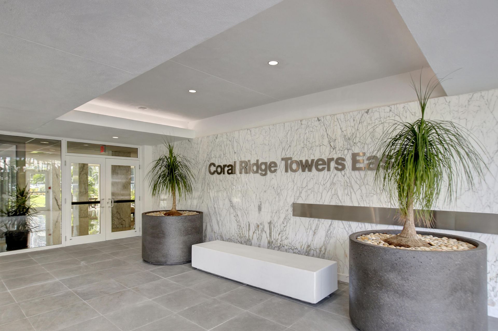 3300 NE 36th Street, Unit 302, Fort Lauderdale, FL 33308 Photo