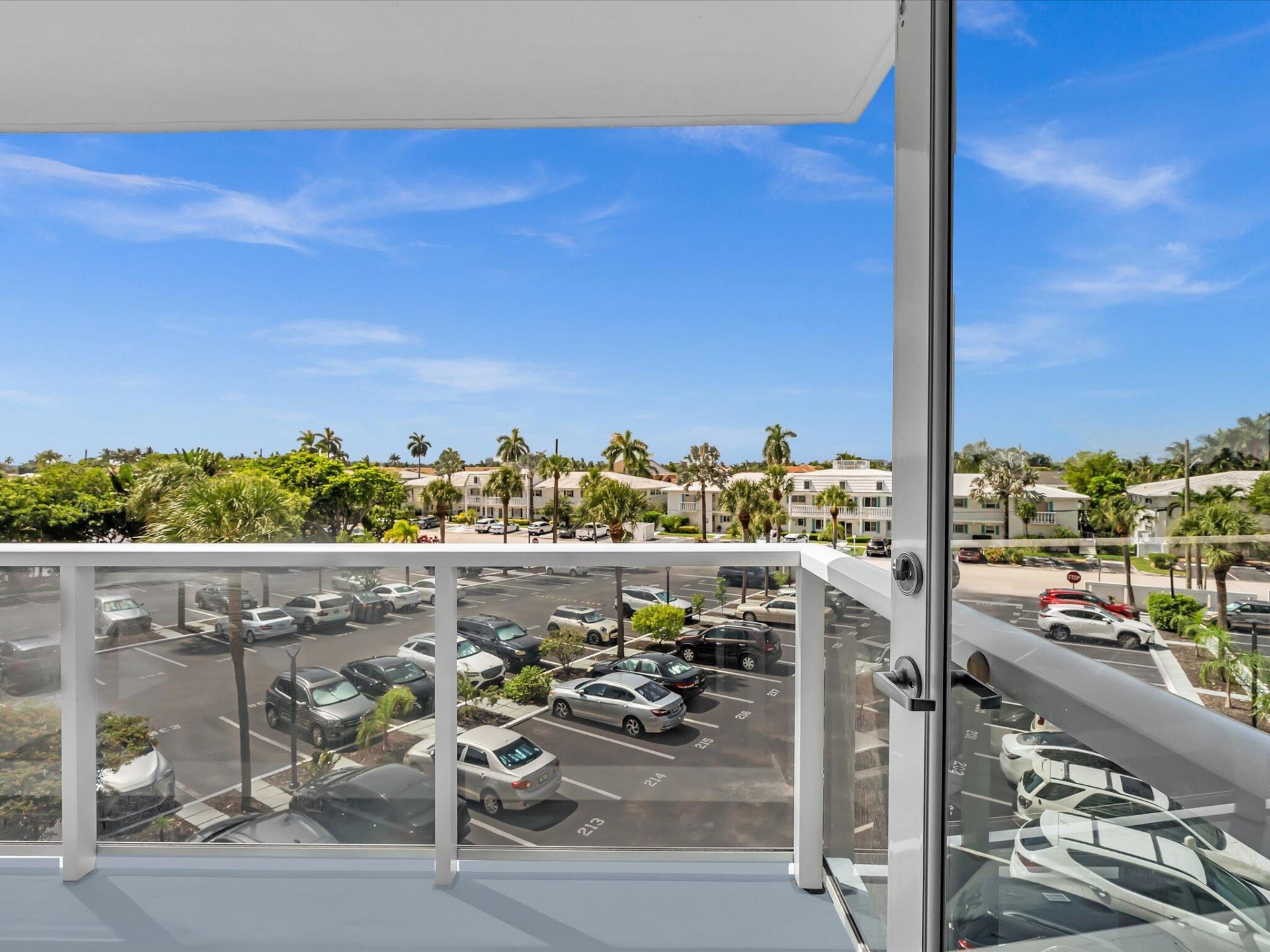 3300 NE 36th Street, Unit 302, Fort Lauderdale, FL 33308 Photo